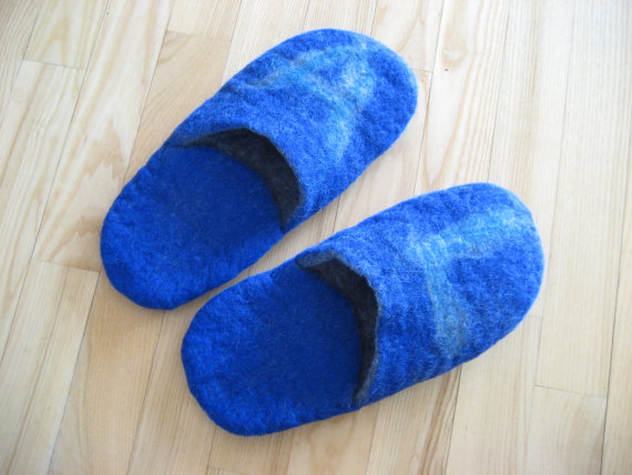 felted slippers - feltinga