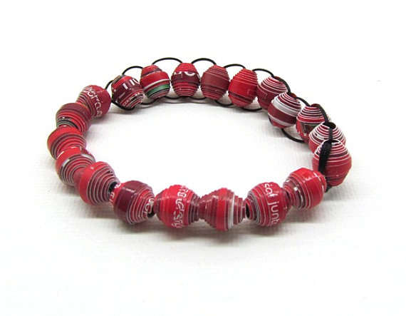 paper beads bracelet - byTheArtBug